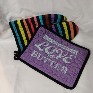 pot holder and oven mitten set